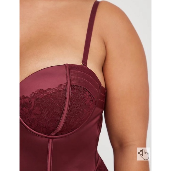 NWT TORRID Lace-Up Corset Bustier - Satin And Lace Burgundy - Picture 7 of 16